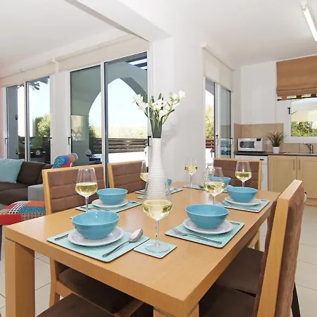 فيلة Madison By Interhome *